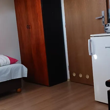 Central Apartman Μπρατισλάβα